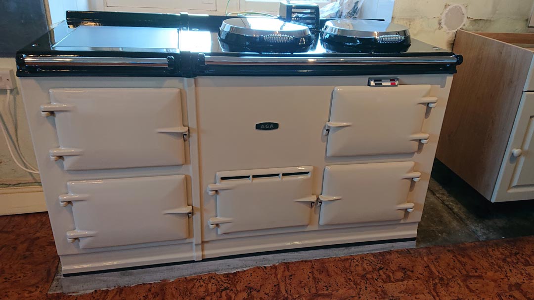 <p>4 Oven Post 74 Aga Re-enamelled in Cream, Electric</p><p>Installed in The Mendips, Somerset</p>