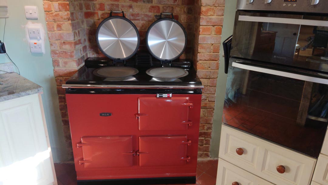 <p>2 Oven Pre 74 Aga Cooker running on Electric</p><p>Installed near Oxford</p>