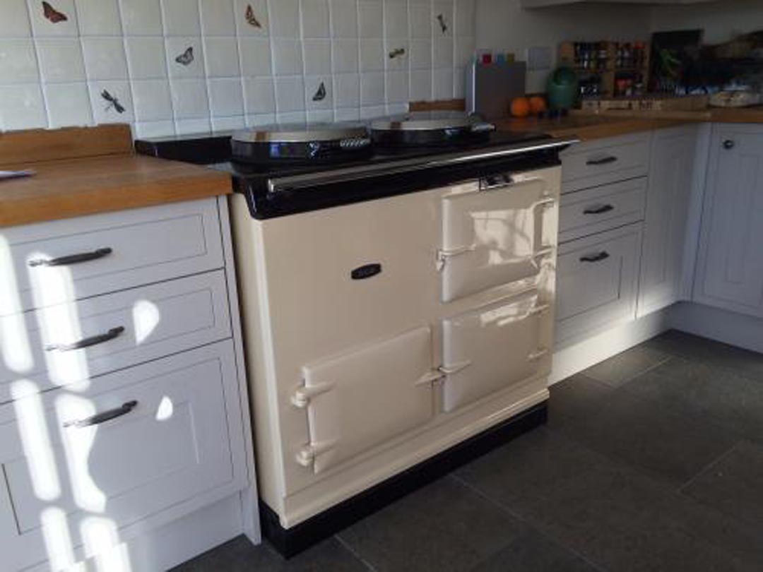 2 Oven Pre 74 Aga Re-Enamelled in Cream
Running on Electric

Installed in Piddletrenthide, Dorset